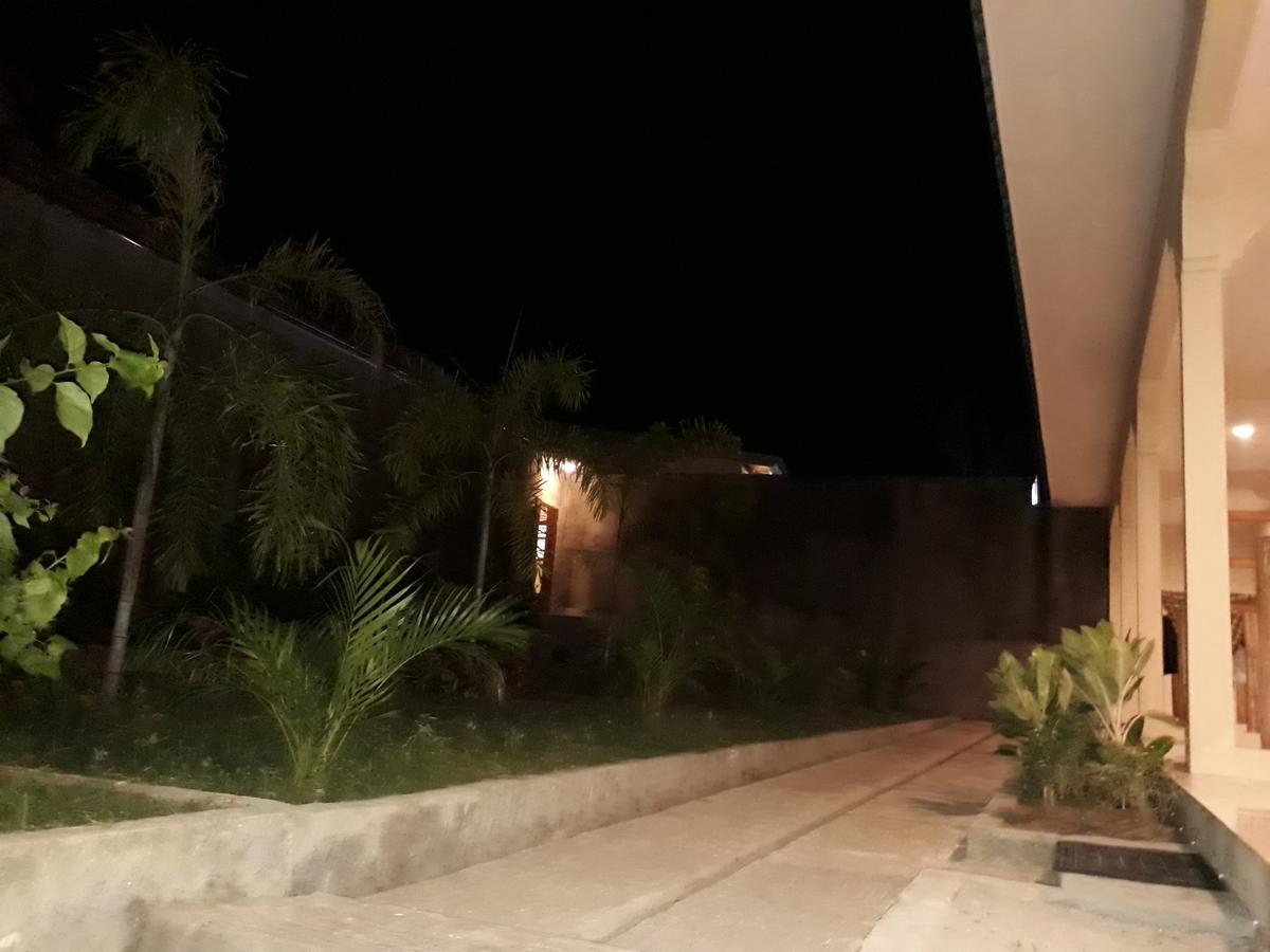 Green Rinjani Guest Houst Hotel Сенару Екстериор снимка